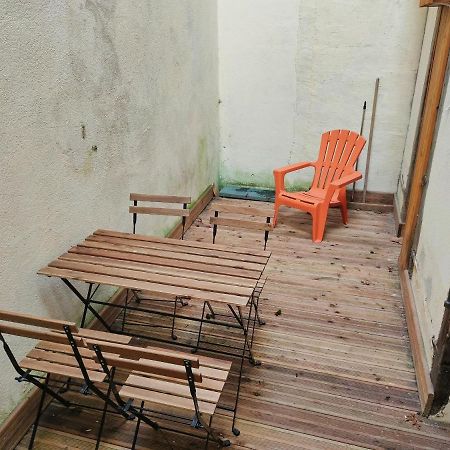 Patio Cosy Apartamento Thizy-les-Bourgs Exterior foto