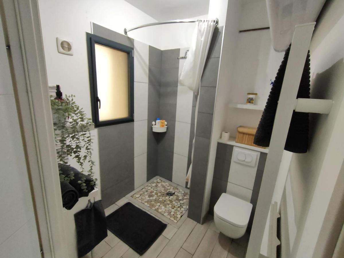 Patio Cosy Apartamento Thizy-les-Bourgs Exterior foto